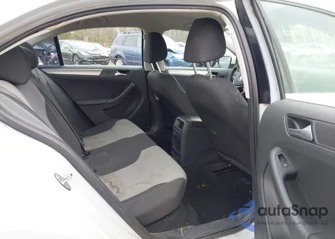 2017 Volkswagen Jetta 1.4T S z USA, uszkodzony, nr VIN 3VW2B7AJ5HM320830